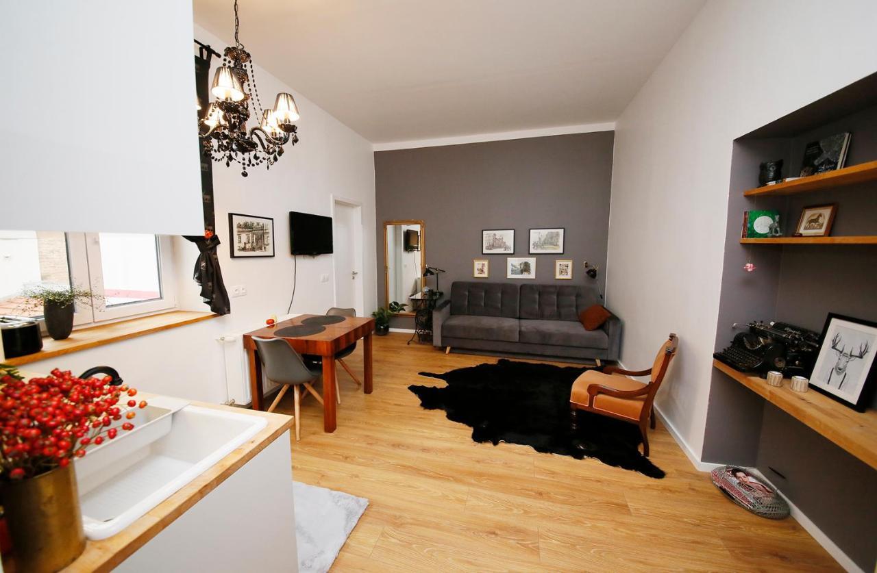 Mini Flat Apartman Pécs Esterno foto